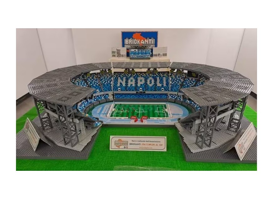 Lo stadio Maradona fatto di Lego presentato da Leonetti Giocattoli!